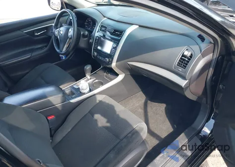 2015 Nissan Altima 2.5 Sv z USA, uszkodzony, nr VIN 1N4AL3AP8FC256750